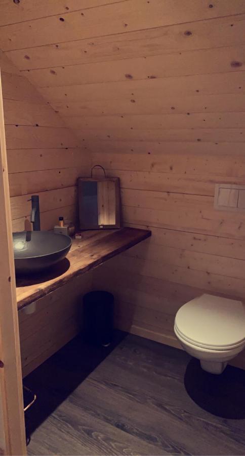 Saupstad  Unique Barnhouse In Amazing Gimsoy In Lofoten מראה חיצוני תמונה