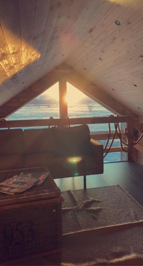 Saupstad  Unique Barnhouse In Amazing Gimsoy In Lofoten מראה חיצוני תמונה