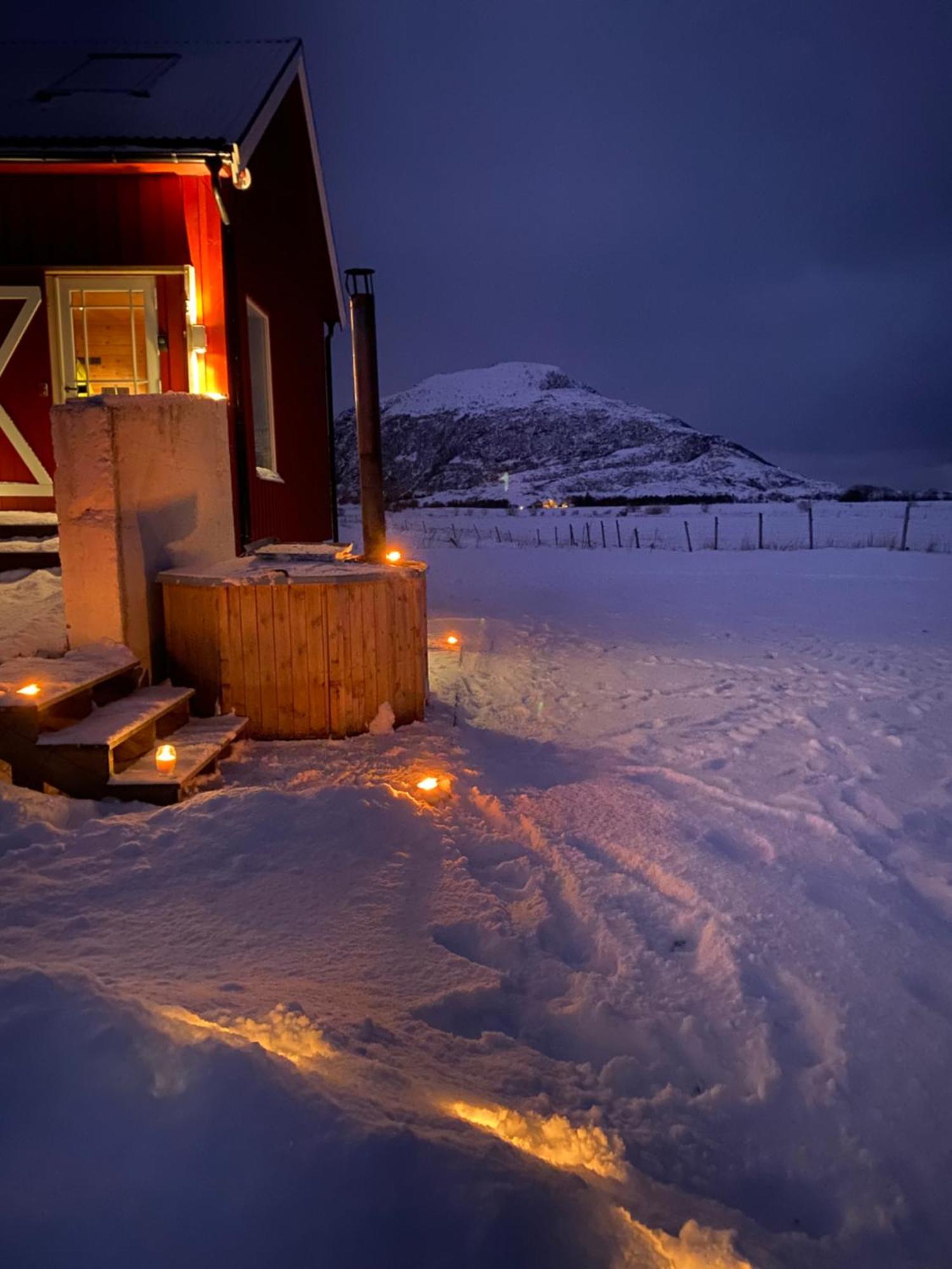 Saupstad  Unique Barnhouse In Amazing Gimsoy In Lofoten מראה חיצוני תמונה